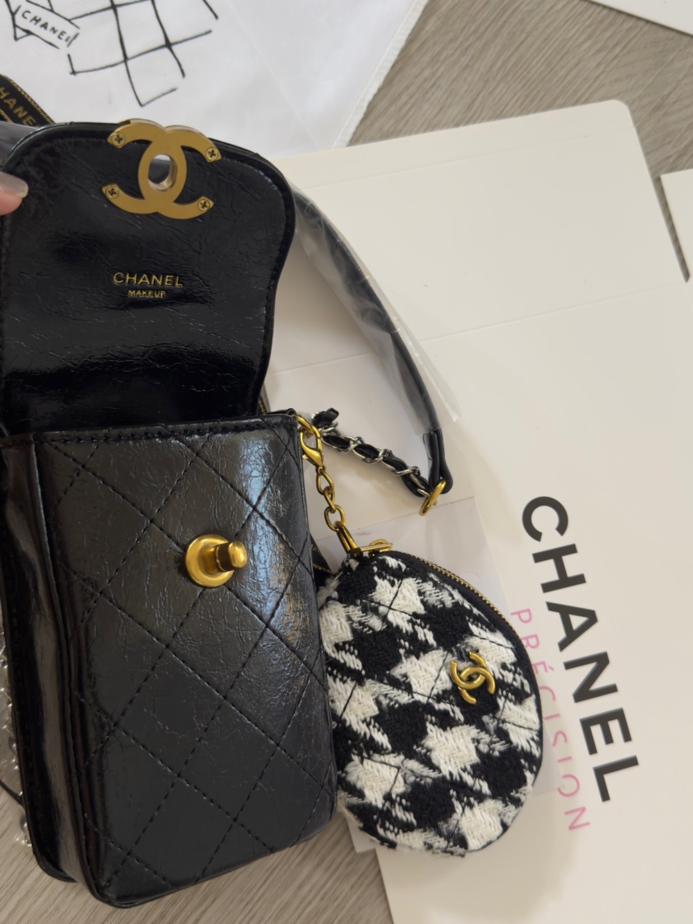 CHANEL Black Logo Tote and Accessory Set with Gold Chain Details - Picture 13 of 16